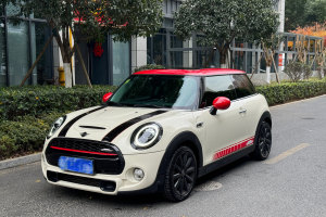 CLUBMAN MINI 2.0T COOPER S 經(jīng)典派