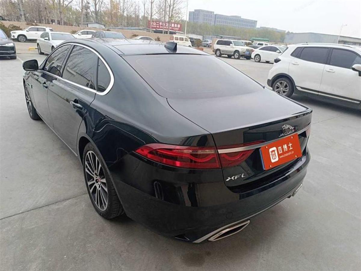 捷豹 XFL  2023款 XFL 2.0T P250 兩驅(qū)尊享豪華版圖片