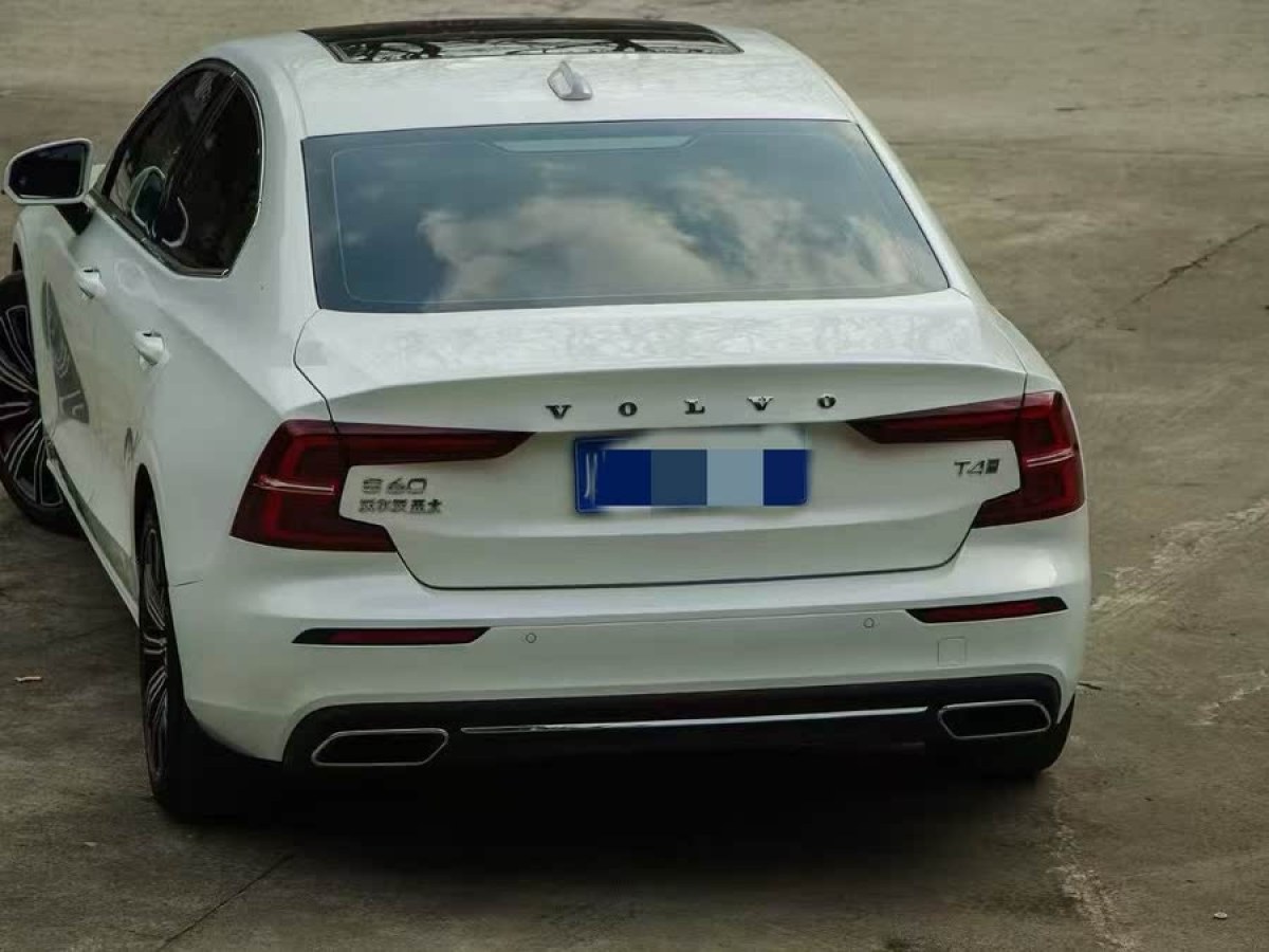 沃爾沃 S60L  2020款 T4 智遠運動版圖片