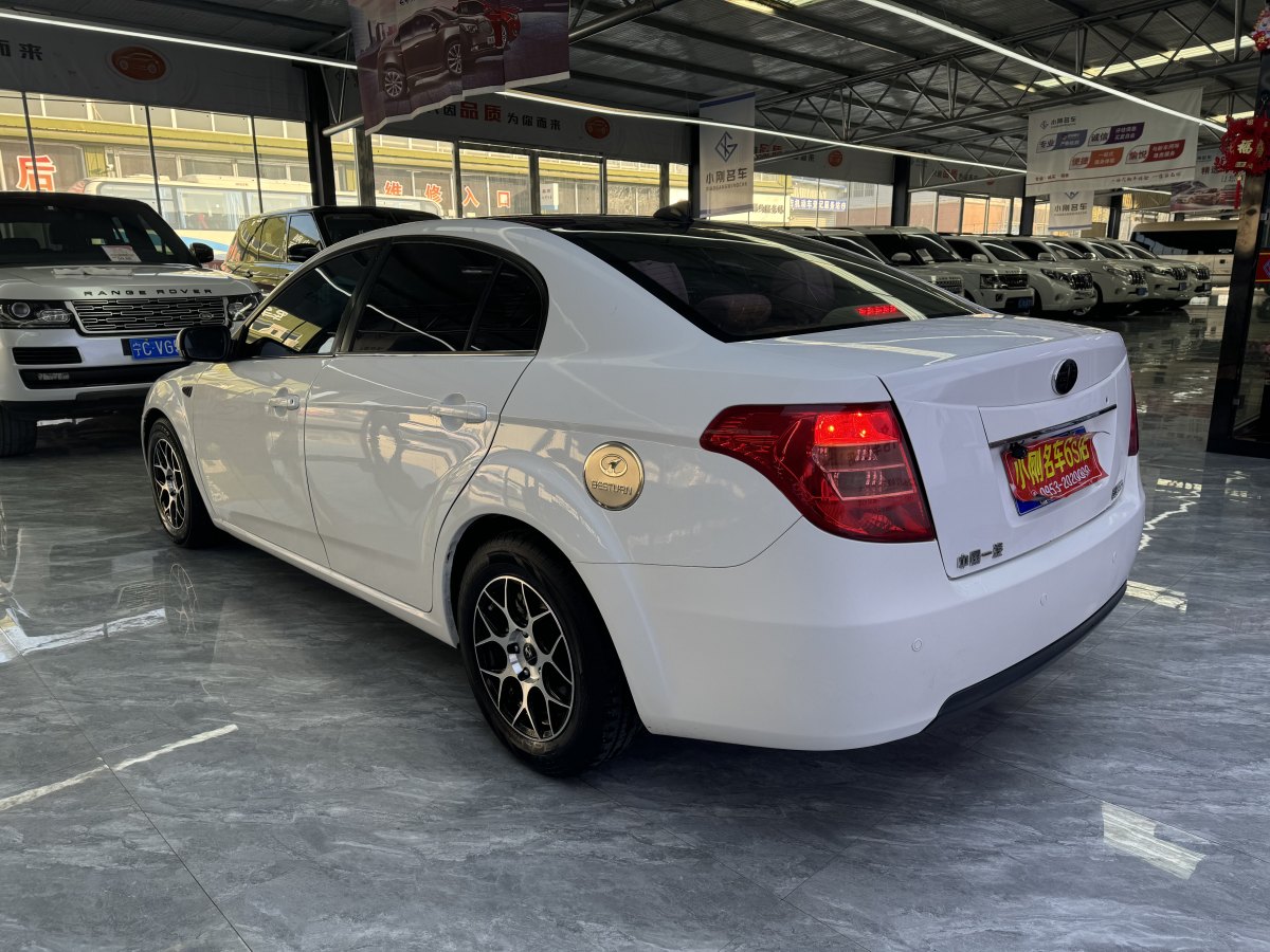 奔腾 B50  2011款 1.6L 手动豪华型图片