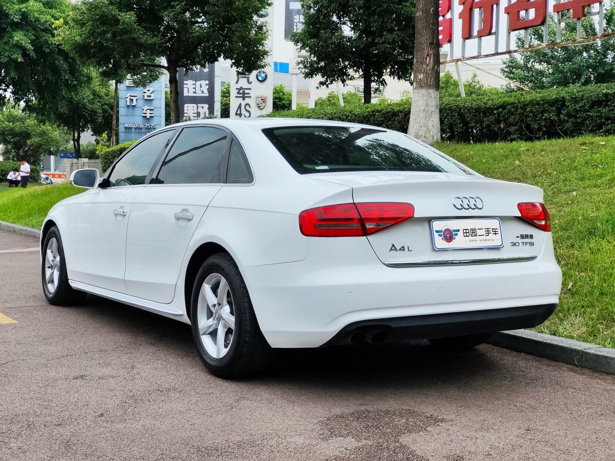 奧迪 奧迪A4L  2016款 35 TFSI 自動標準型圖片