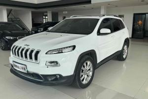 自由光 Jeep 2.4L 豪华版