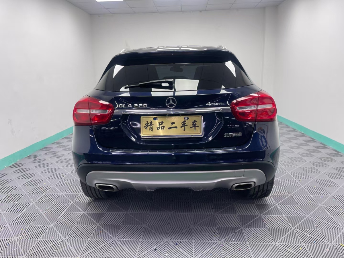 奔馳 奔馳GLA  2016款 GLA 220 4MATIC 豪華型圖片