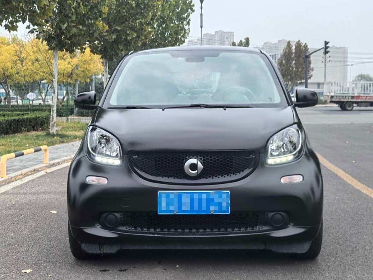 smart fortwo  2019款 0.9T 66千瓦硬頂風擎版 國VI圖片