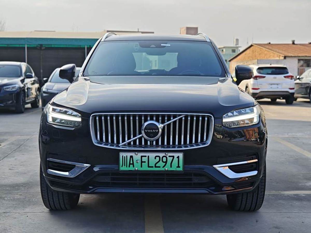 沃爾沃 XC90新能源  2021款 E驅(qū)混動(dòng) T8 智尊豪華版 7座圖片