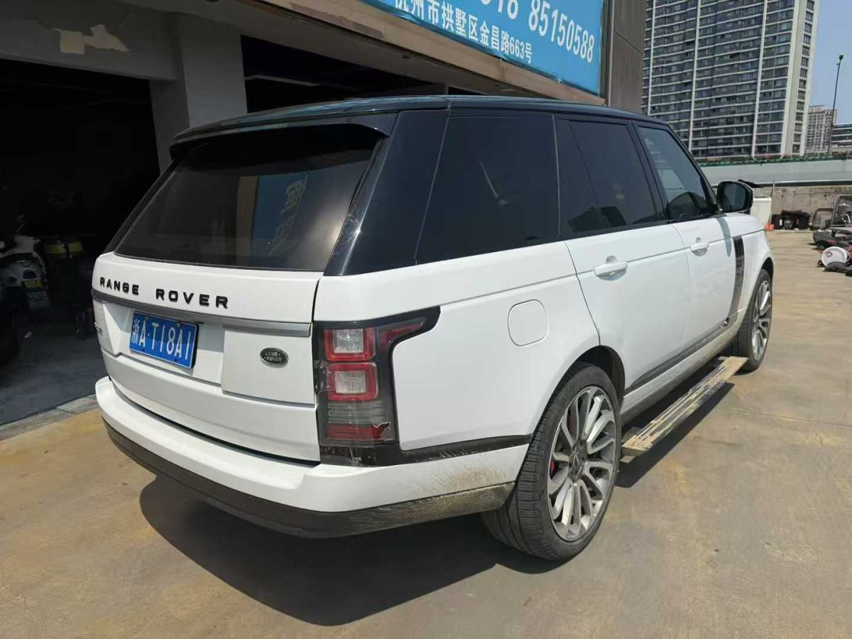 路虎 攬勝  2014款 3.0T V6 SC Vogue SE 創(chuàng)世加長版圖片
