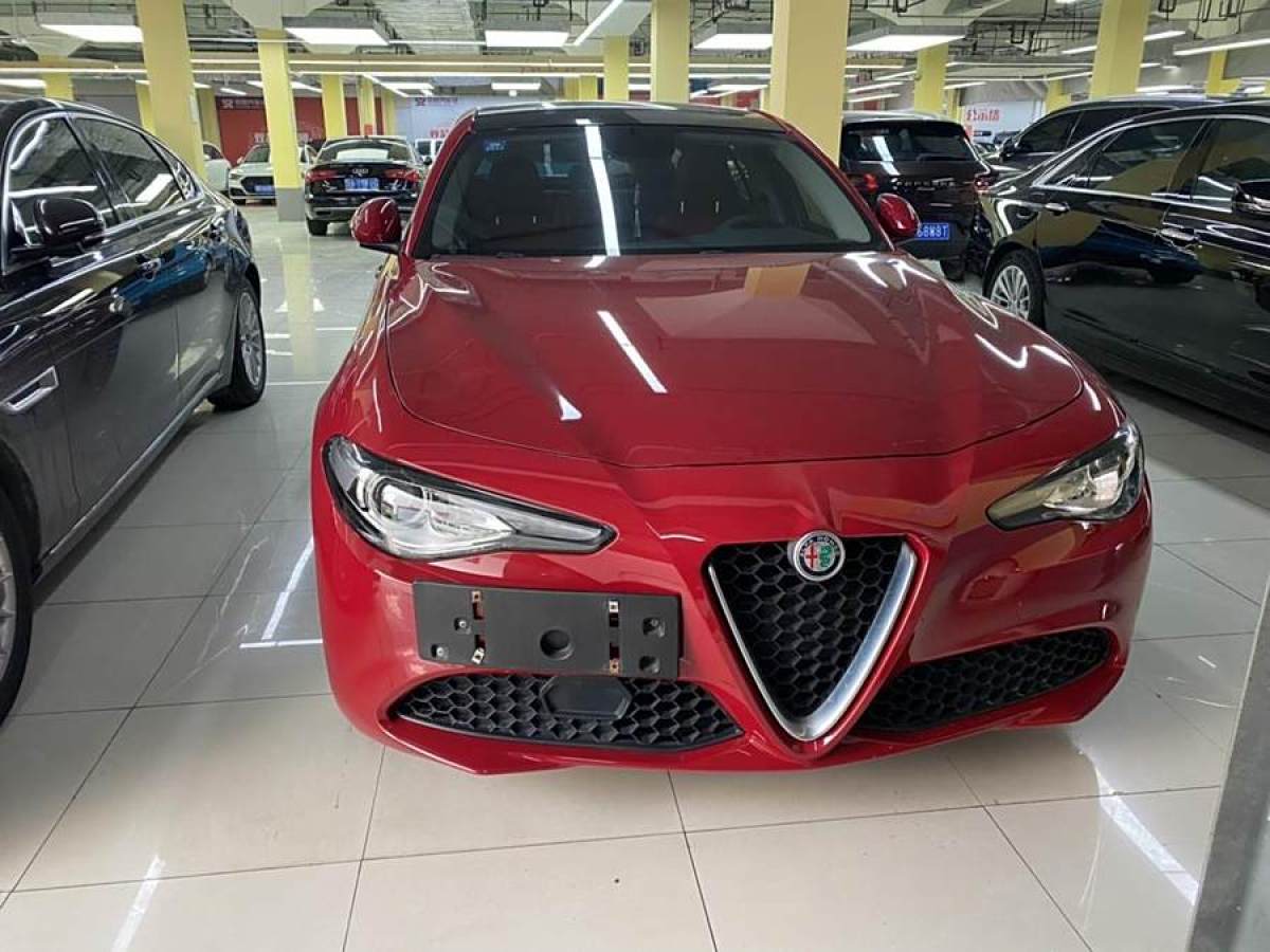 阿爾法·羅密歐 Giulia  2017款 2.0T 200HP 豪華版圖片