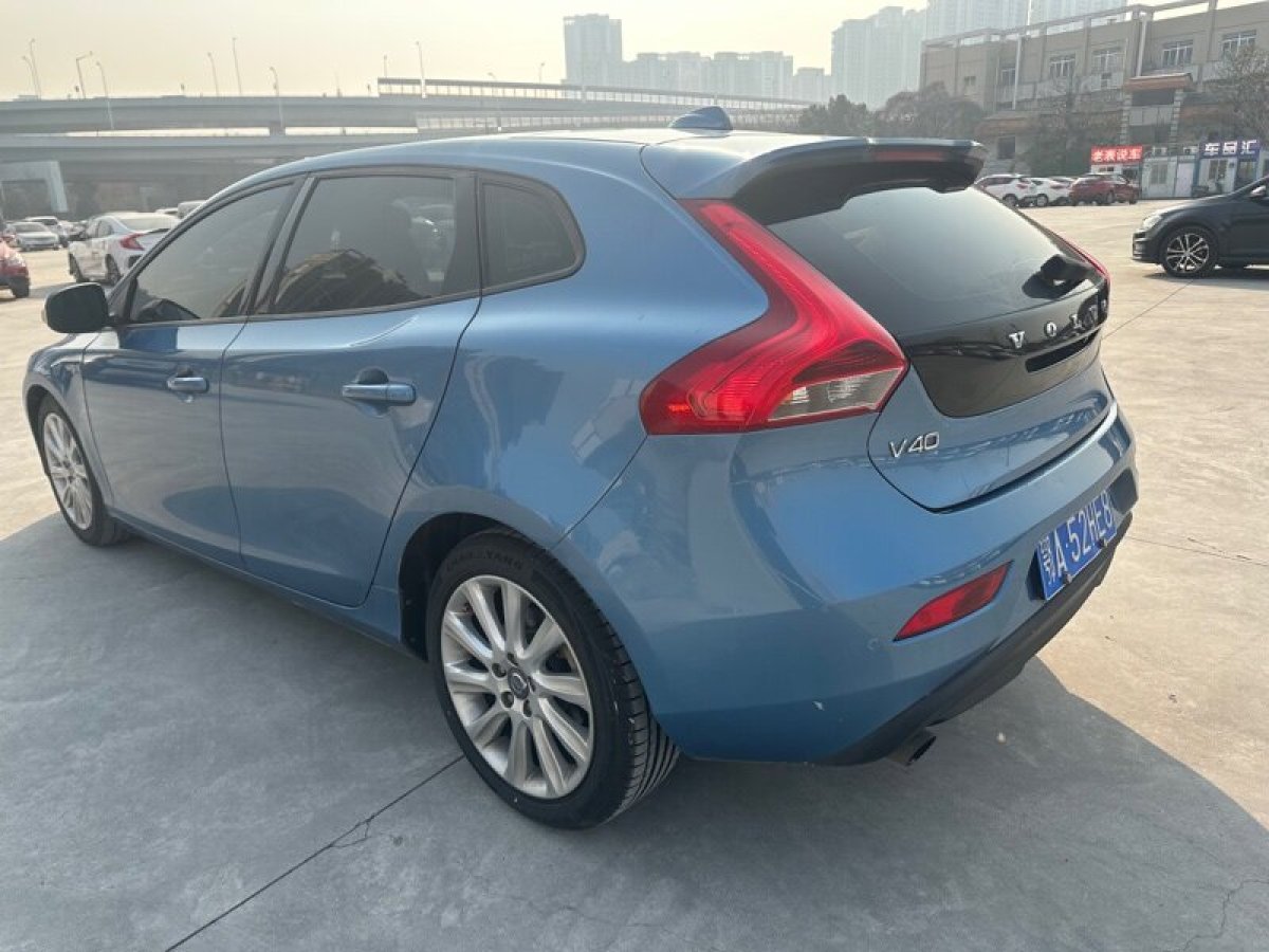 沃爾沃 V40  2015款 1.6T 智逸版圖片