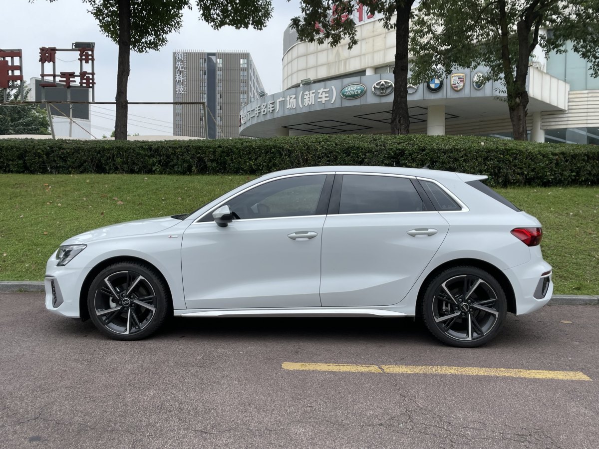 奧迪 奧迪A3  2024款 Sportback 35 TFSI 時尚運動型圖片