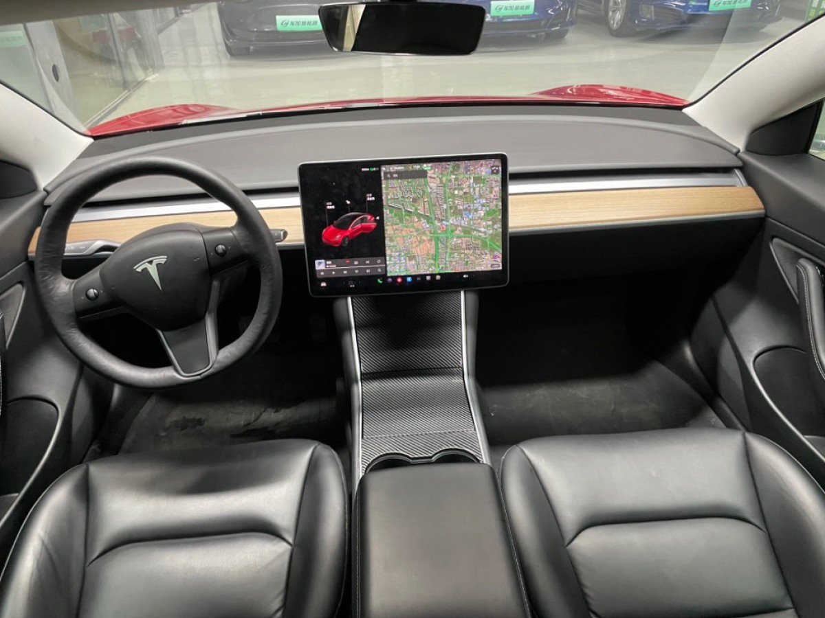 特斯拉 Model 3  2019款 標(biāo)準(zhǔn)續(xù)航后驅(qū)升級(jí)版圖片