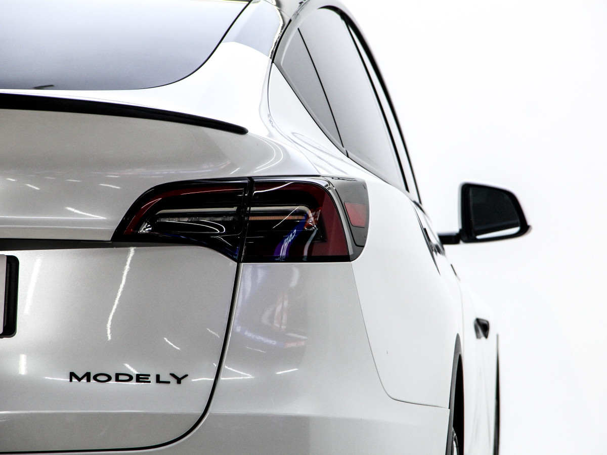 特斯拉 Model Y  2023款 長續(xù)航煥新版 雙電機(jī)全輪驅(qū)動(dòng)圖片