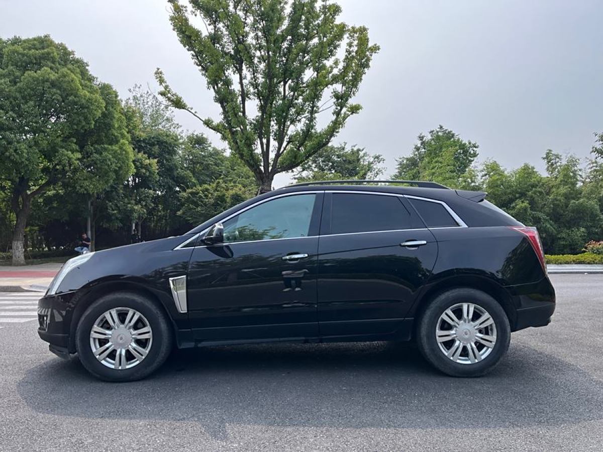 2014年2月凱迪拉克 SRX  2013款 3.0L 舒適型