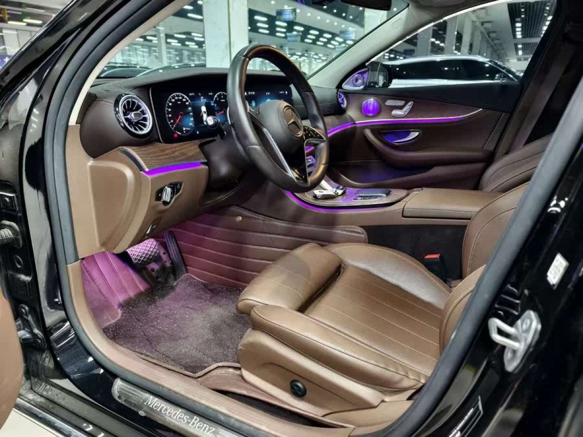 奔馳 奔馳E級  2022款 改款二 E 300 L 豪華型圖片