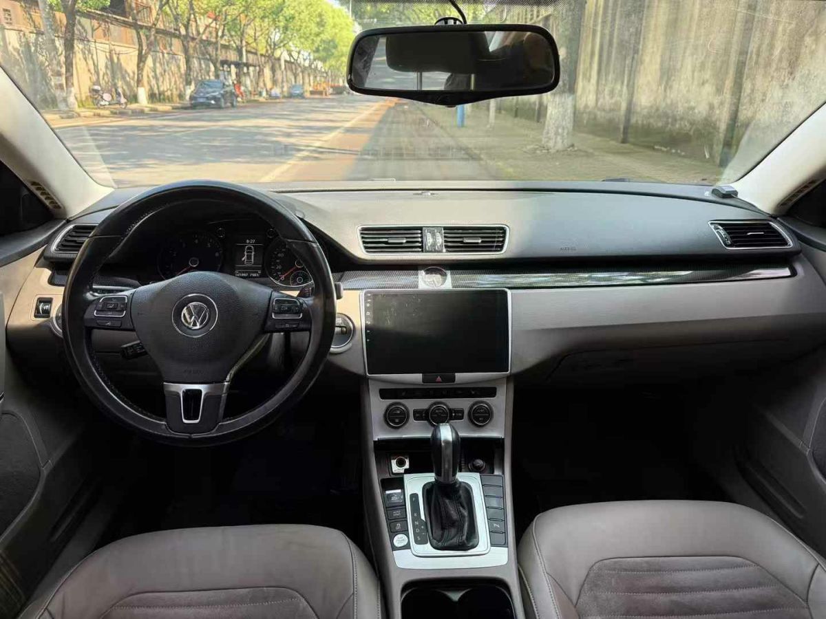 大眾 邁騰  2017款 280TSI DSG 領(lǐng)先型圖片