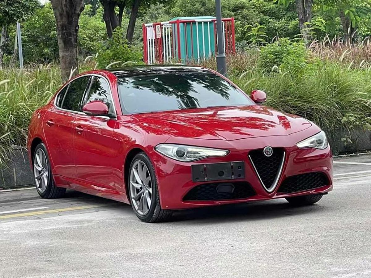 阿爾法·羅密歐 Giulia  2017款 2.0T 200HP 豪華版圖片