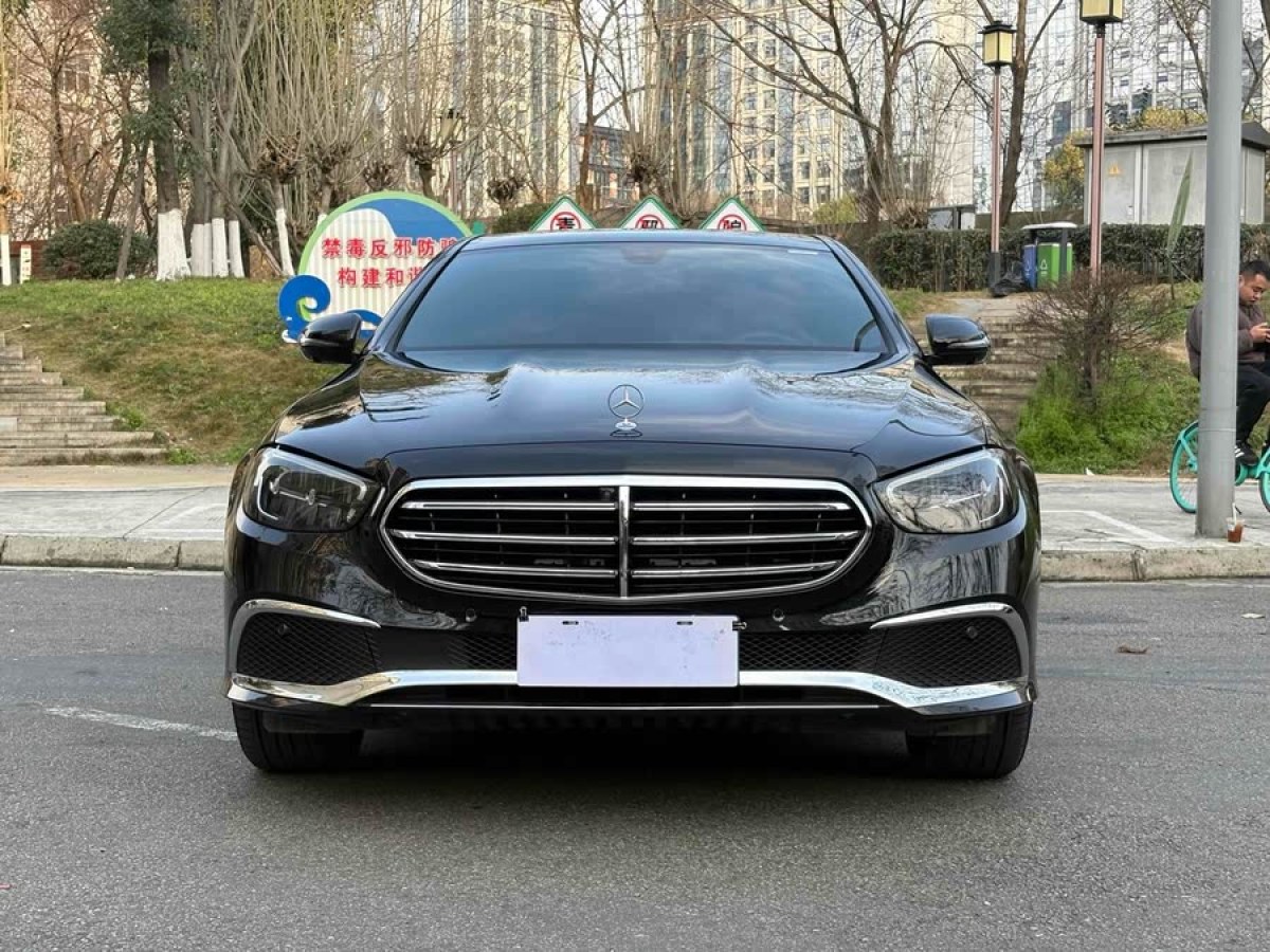 奔馳 奔馳E級  2022款 改款 E 300 L 運(yùn)動豪華型圖片