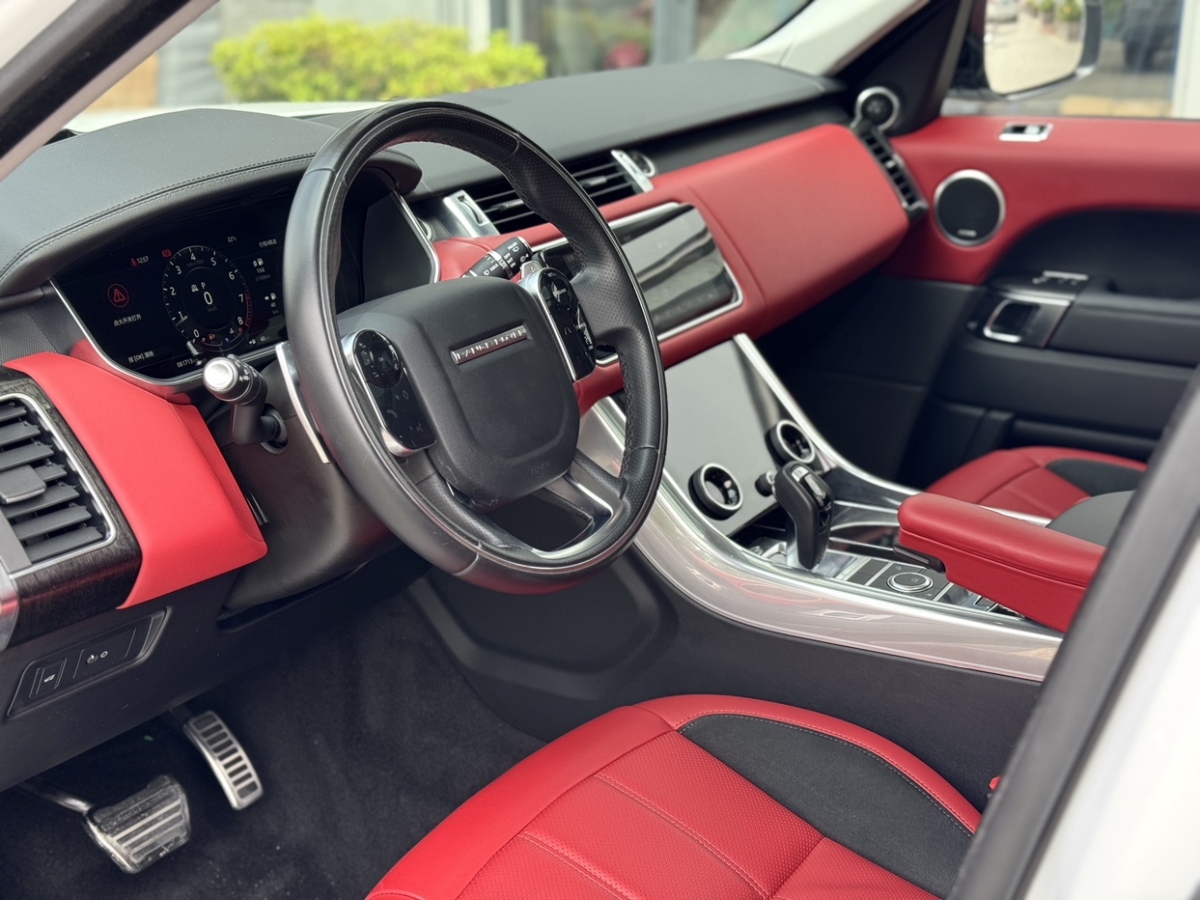 路虎 攬勝運動版  2020款 3.0 L6 HSE DYNAMIC圖片