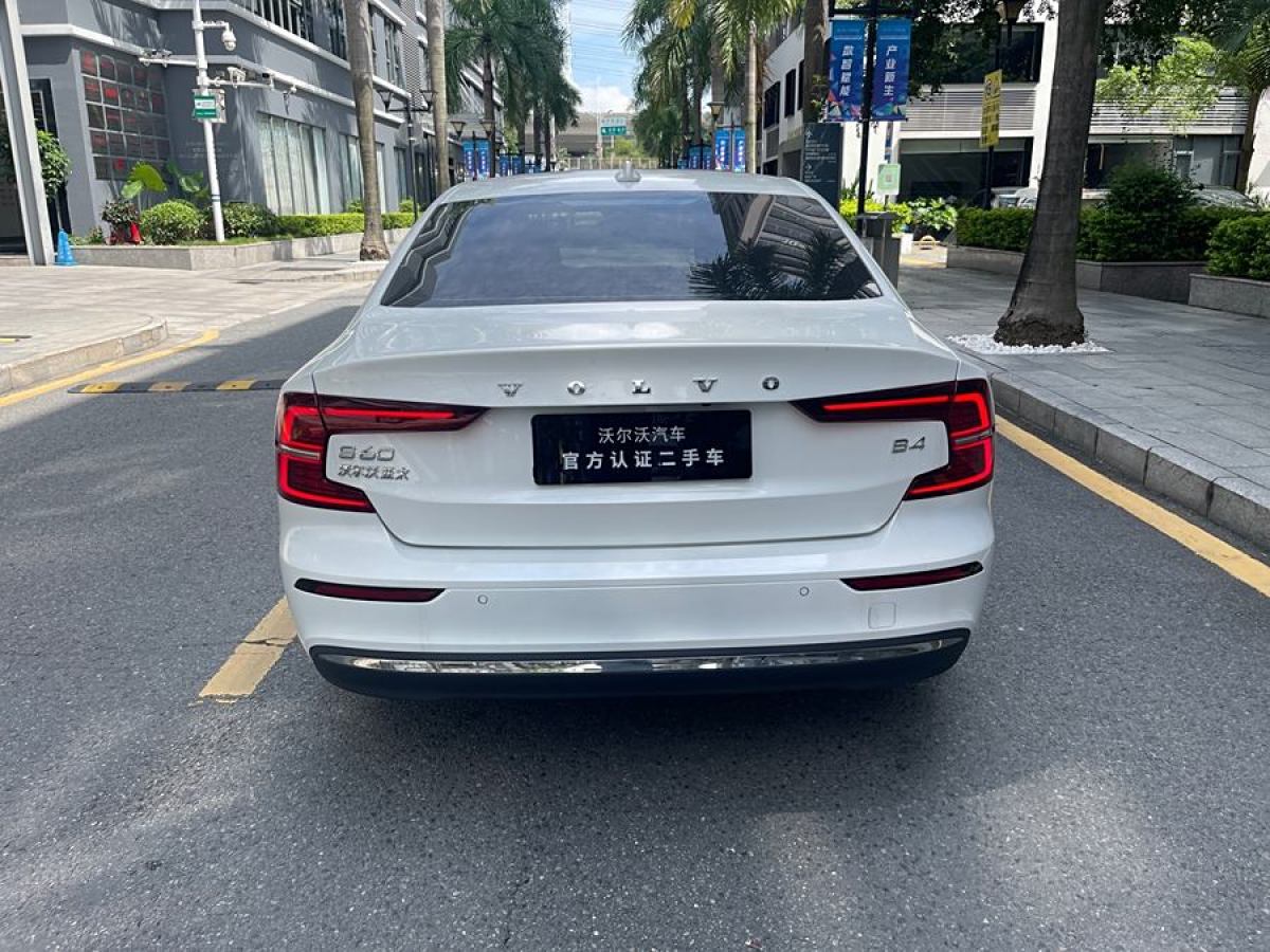 沃爾沃 S60L  2024款 B4 智遠(yuǎn)豪華版圖片