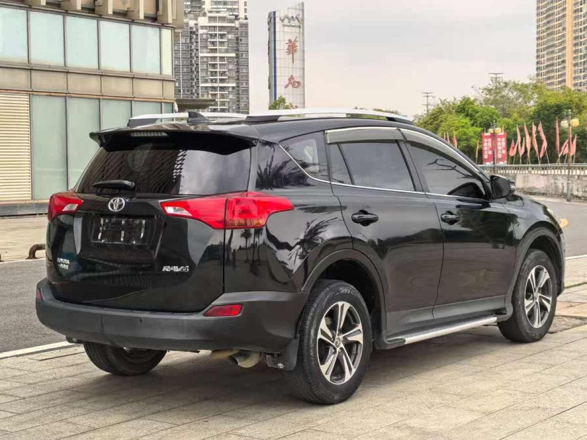 豐田 RAV4榮放  2015款 2.0L CVT兩驅(qū)風(fēng)尚版圖片