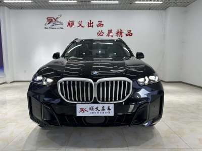 宝马 宝马X5  2023款 xDrive 30Li 尊享型M运动曜夜套装图片