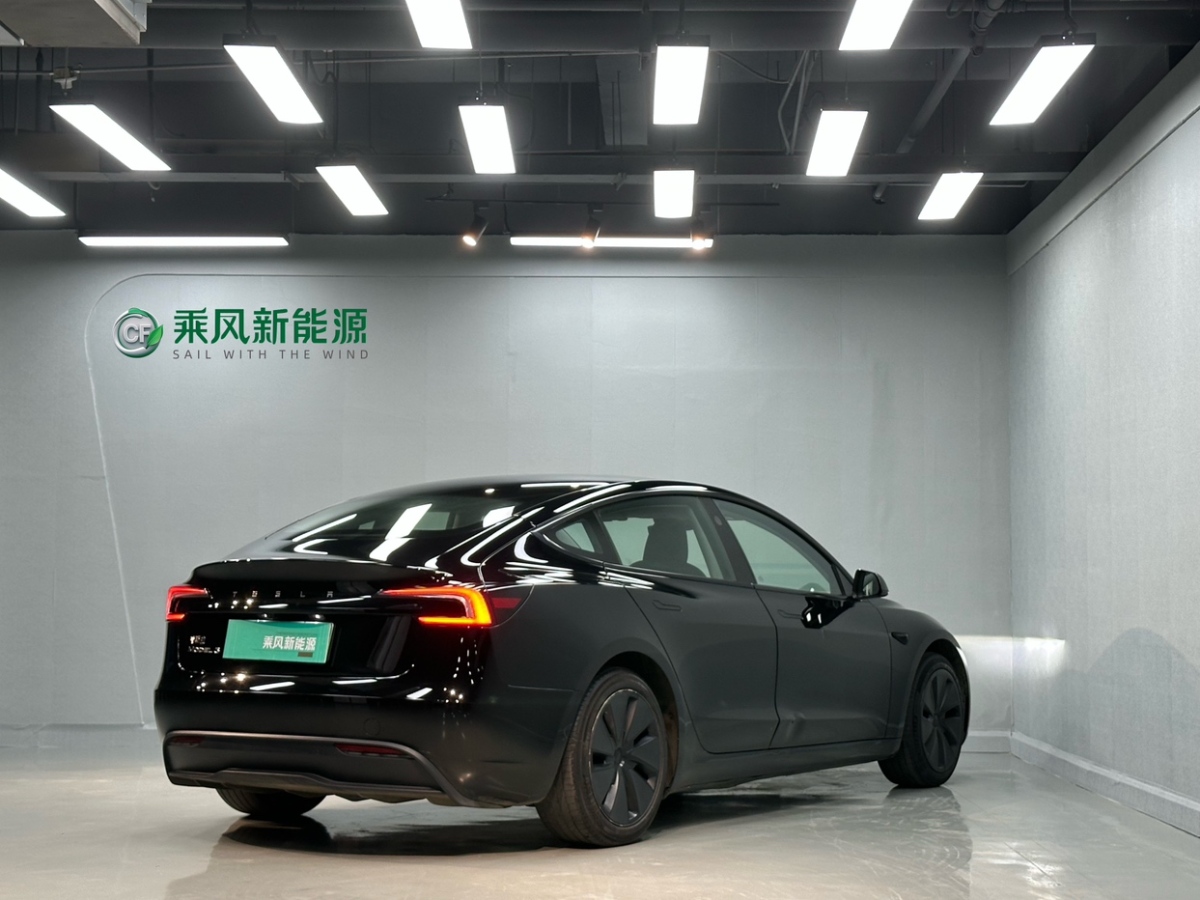 2024年3月特斯拉 Model 3  2023款 煥新版 后輪驅(qū)動(dòng)