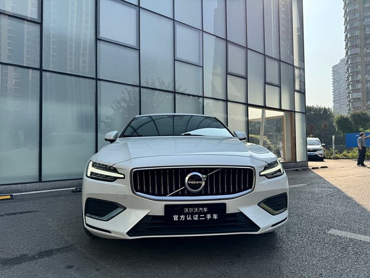 沃爾沃 S60L  2023款 B4 智遠豪華版圖片