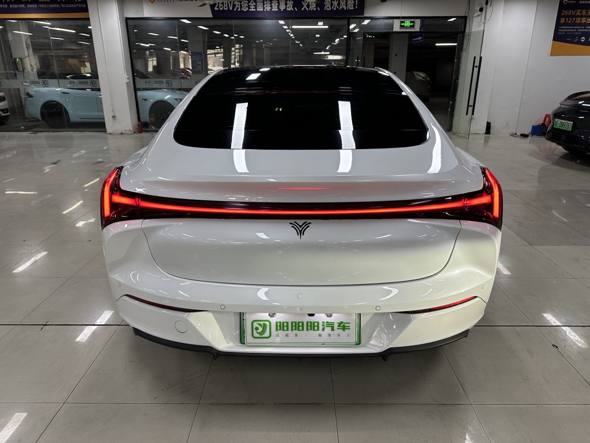 哪吒 哪吒S  2024款 純電 520km 后驅(qū)Lite版圖片