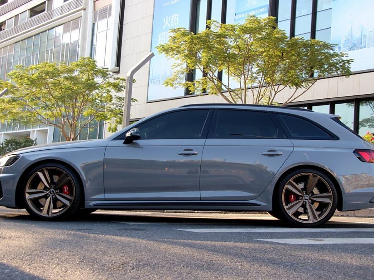 奧迪 奧迪RS 4  2023款 RS4 Avant 黑曜版圖片