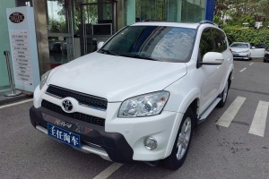RAV4榮放 豐田 2.0L 手動(dòng)豪華版