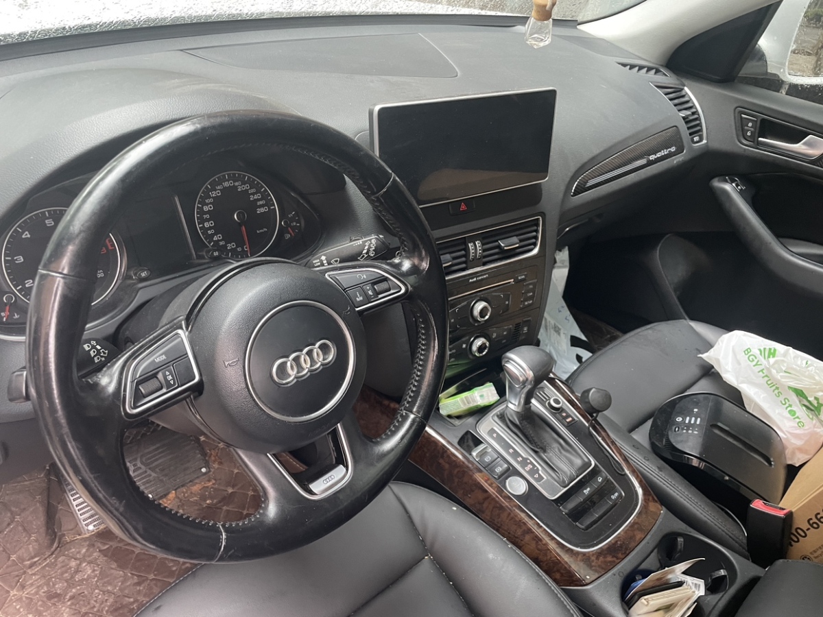 奧迪 奧迪Q5  2013款 40 TFSI 進(jìn)取型圖片