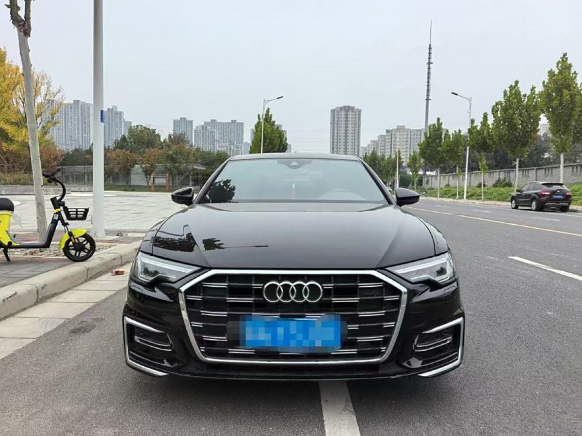 奧迪 奧迪A6L  2023款 改款 45 TFSI 臻選動(dòng)感型圖片