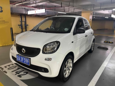 2016年11月 smart forfour 1.0L 52千瓦靈動版圖片