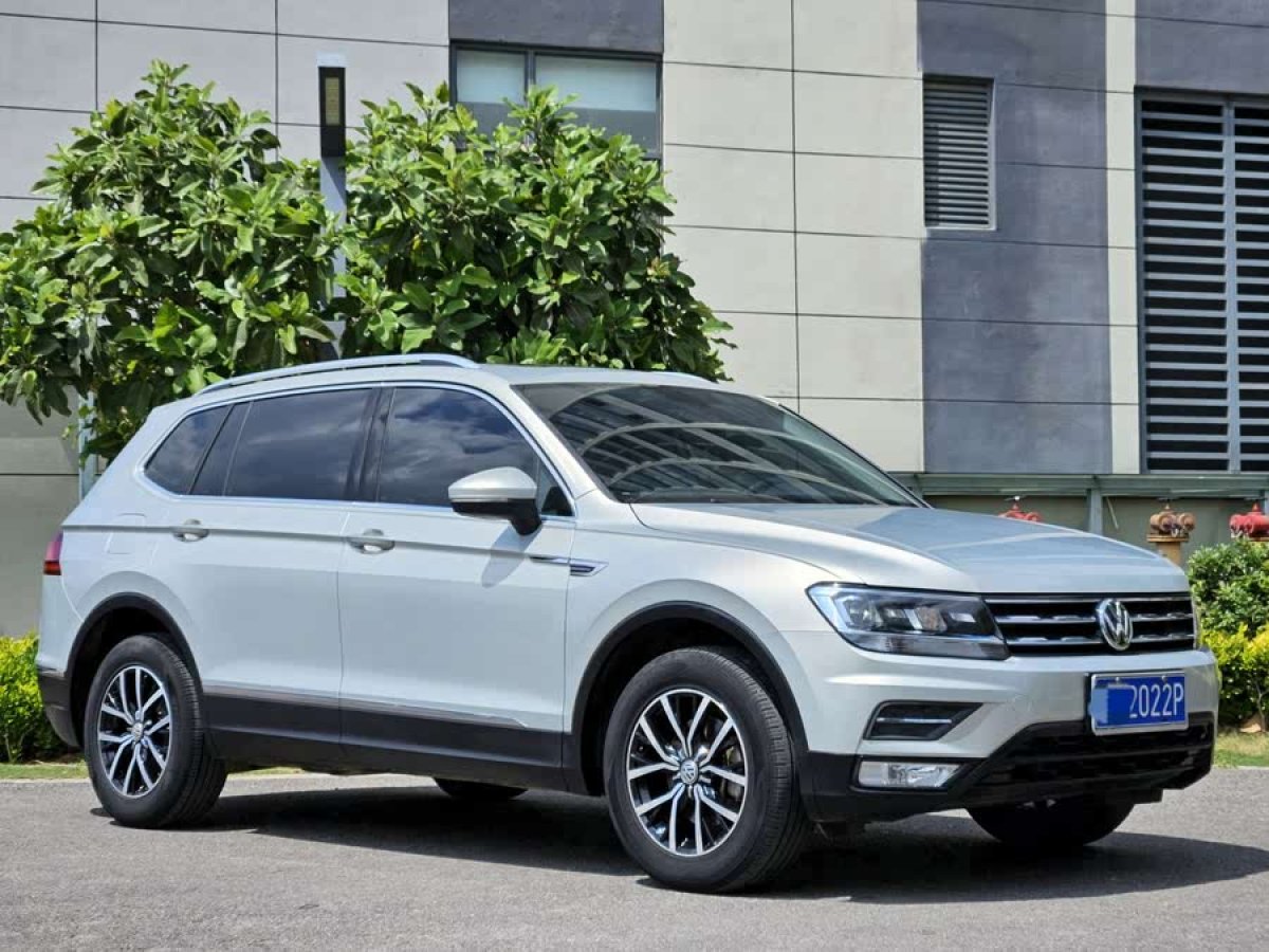 大眾 途觀L  2017款 330TSI 自動兩驅(qū)豪華版圖片