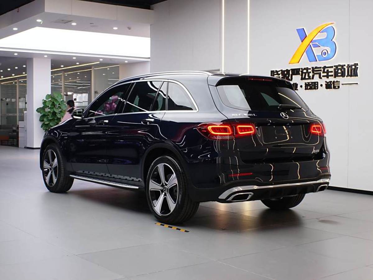 奔馳 奔馳GLC  2022款 改款 GLC 300 L 4MATIC 動感型臻藏版圖片