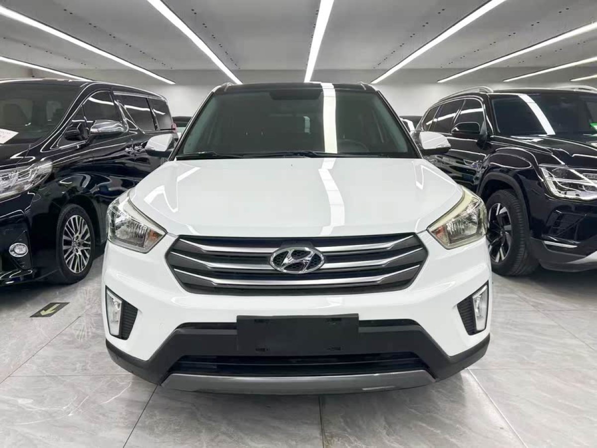 現(xiàn)代 ix25  2015款 1.6L 自動兩驅(qū)智能型GLS圖片
