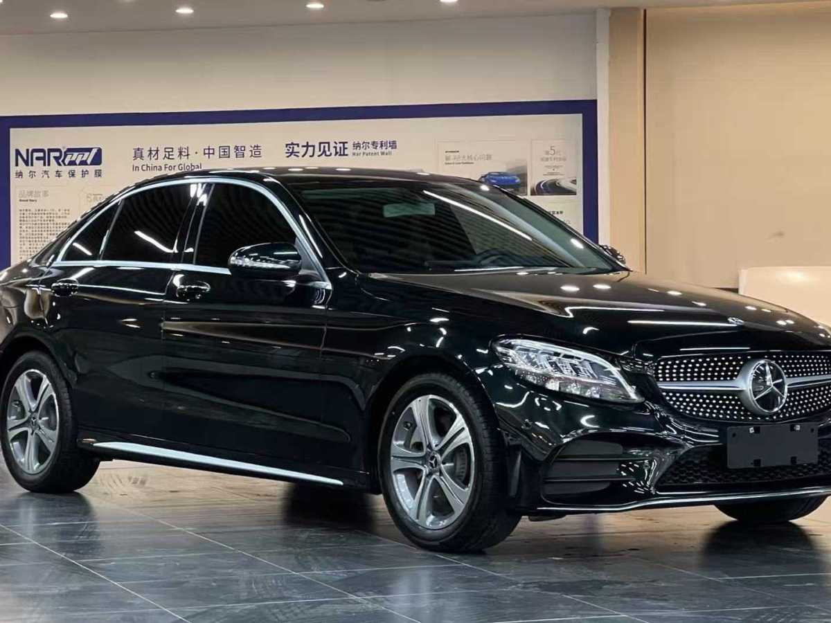 奔馳 奔馳C級  2020款 改款 C 260 L 運(yùn)動版圖片