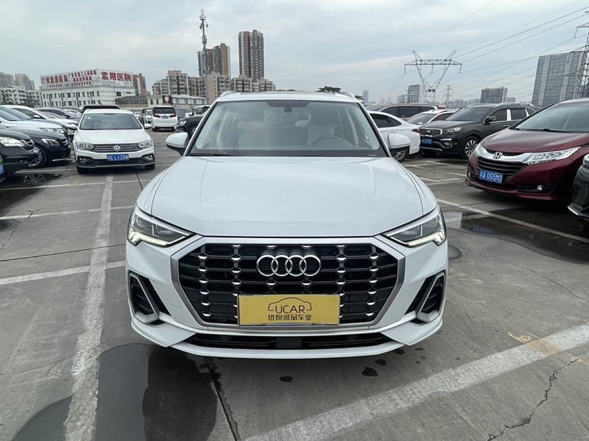 奧迪 奧迪Q3  2019款  40 TFSI 時尚動感型圖片