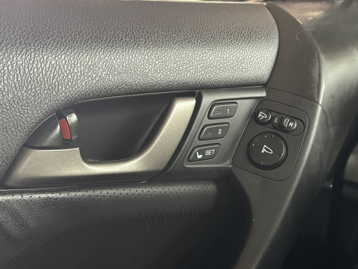 2011年8月本田 思鉑睿  2009款 2.4L TYPE-S