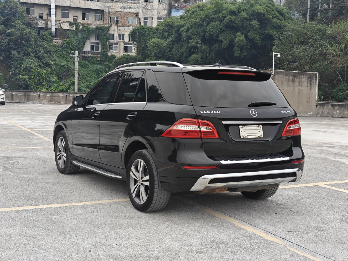 奔馳 奔馳M級(jí)  2015款 ML 350 CDI 4MATIC圖片