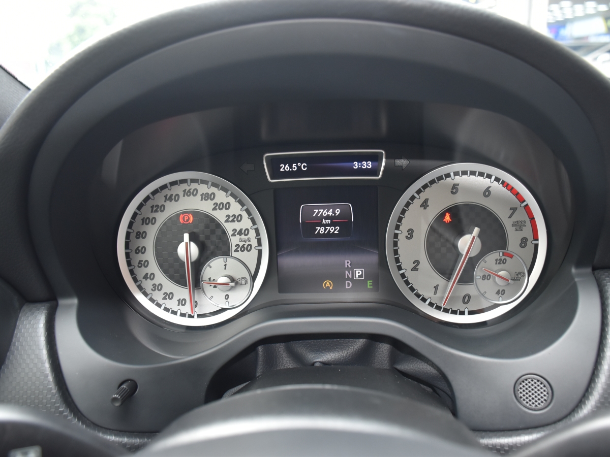 2015年7月奔驰 奔驰A级  2022款 改款 A 200 时尚型