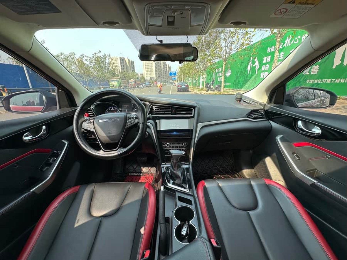 啟辰 D60  2018款 1.6L CVT智聯(lián)精英版圖片