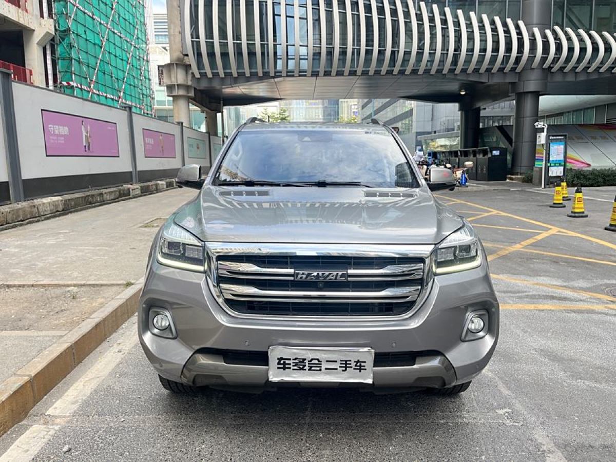 哈弗 H9  2020款 2.0T 汽油四驅(qū)尊貴型 7座圖片