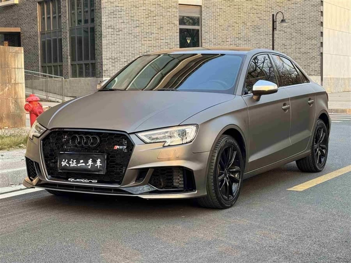 奧迪 奧迪A3  2018款 30周年年型 Limousine 35 TFSI 進取型圖片