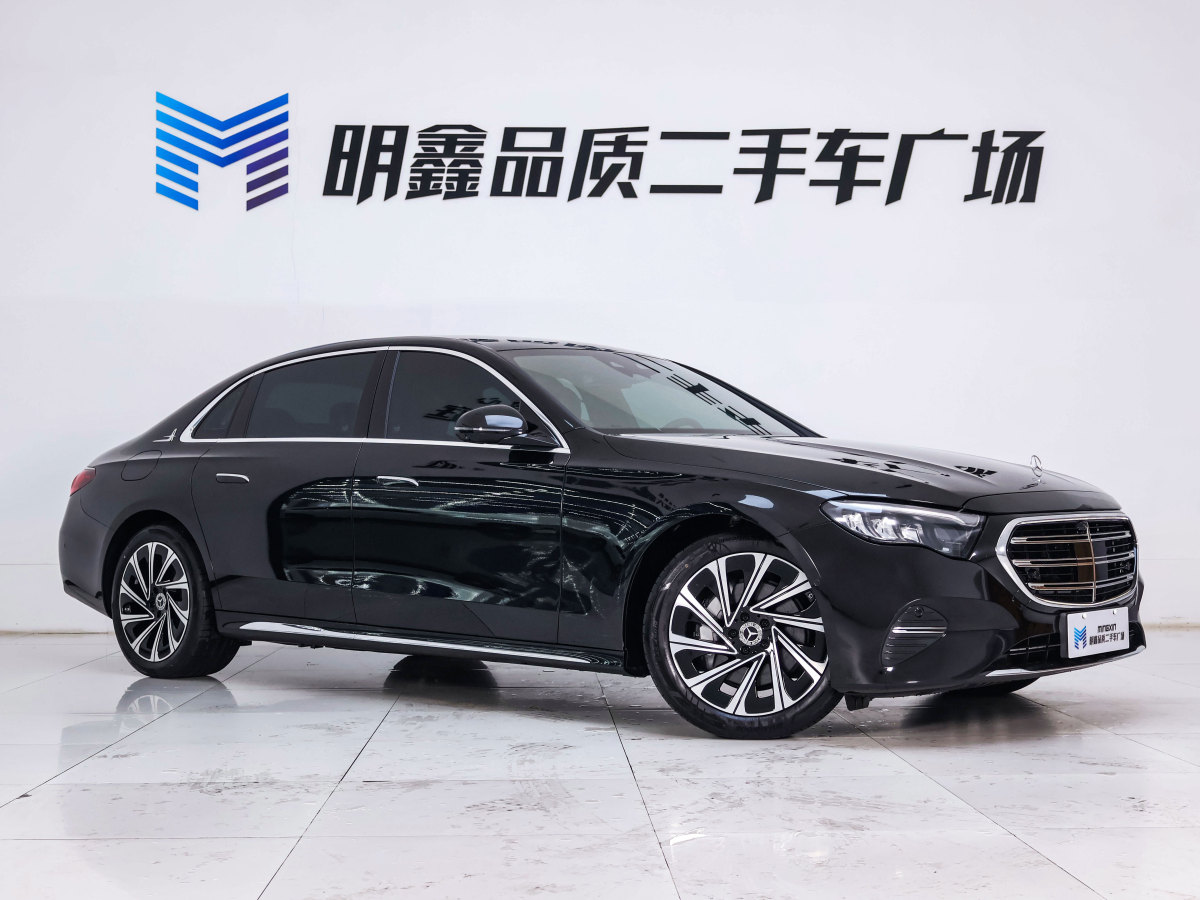 奔馳 奔馳E級(jí)  2024款 E 300 L 豪華型圖片