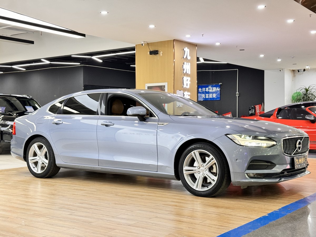 沃爾沃 S90  2018款 T4 智遠(yuǎn)版圖片