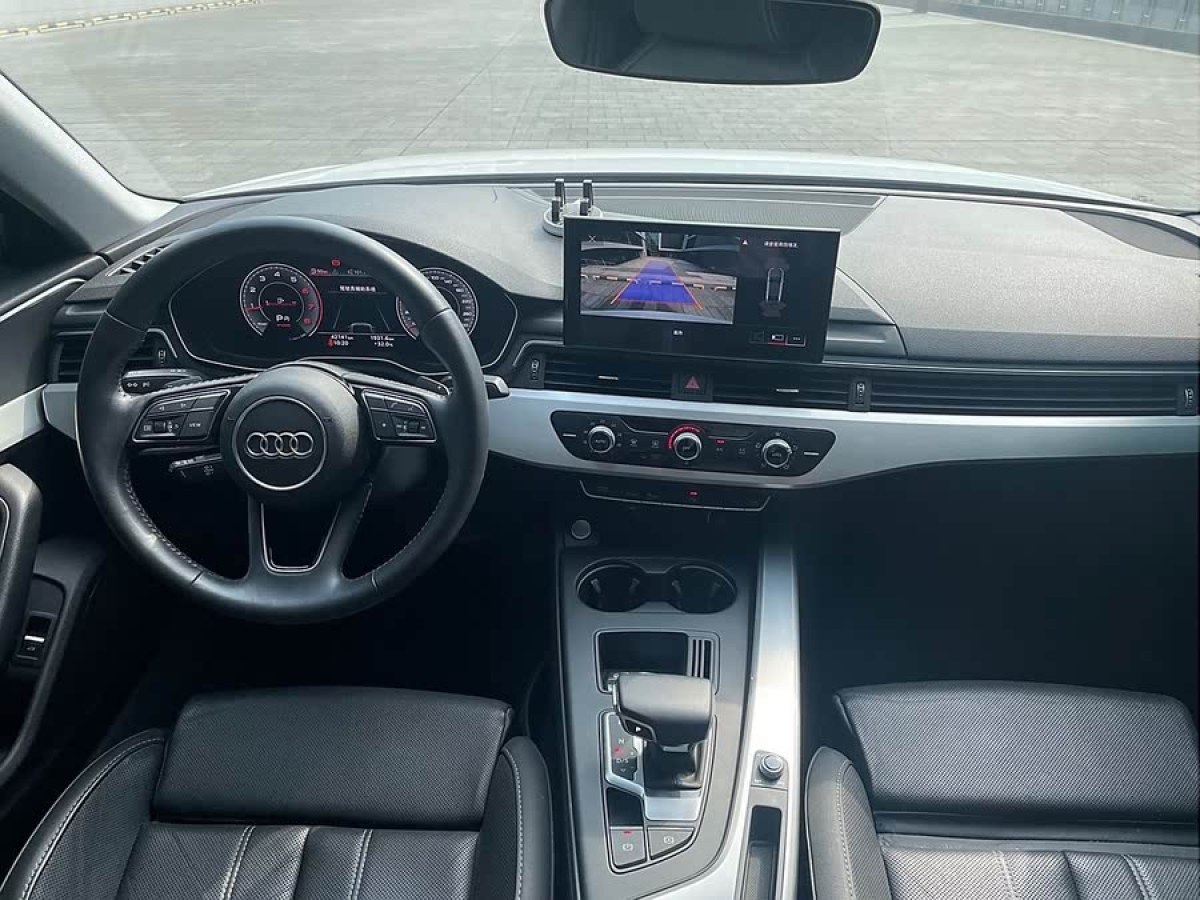 奧迪 奧迪A4L  2019款 40 TFSI 進(jìn)取型 國(guó)VI圖片