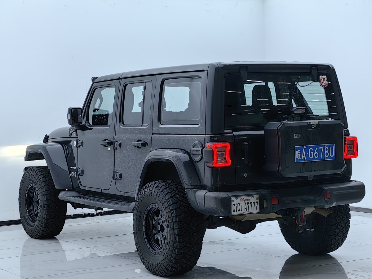 Jeep 牧馬人  2019款 2.0T Sahara 四門版 國VI圖片