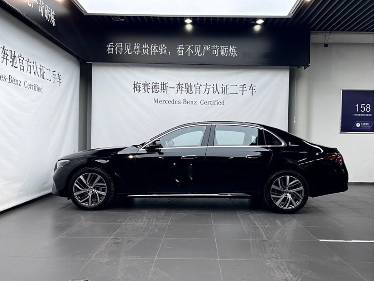 奔馳 奔馳E級(jí)  2025款 E 300 L 時(shí)尚型圖片