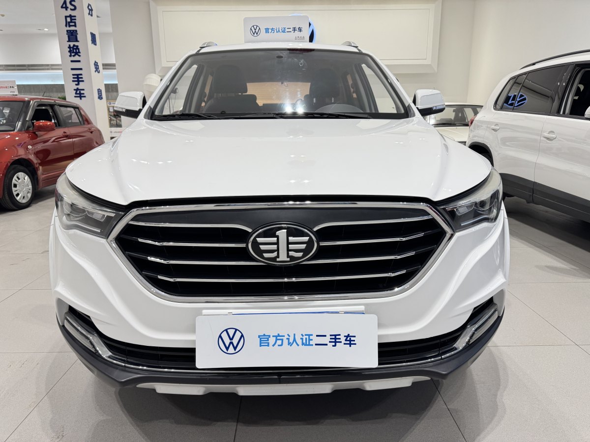 奔騰 X40  2017款 1.6L 手動舒適型圖片
