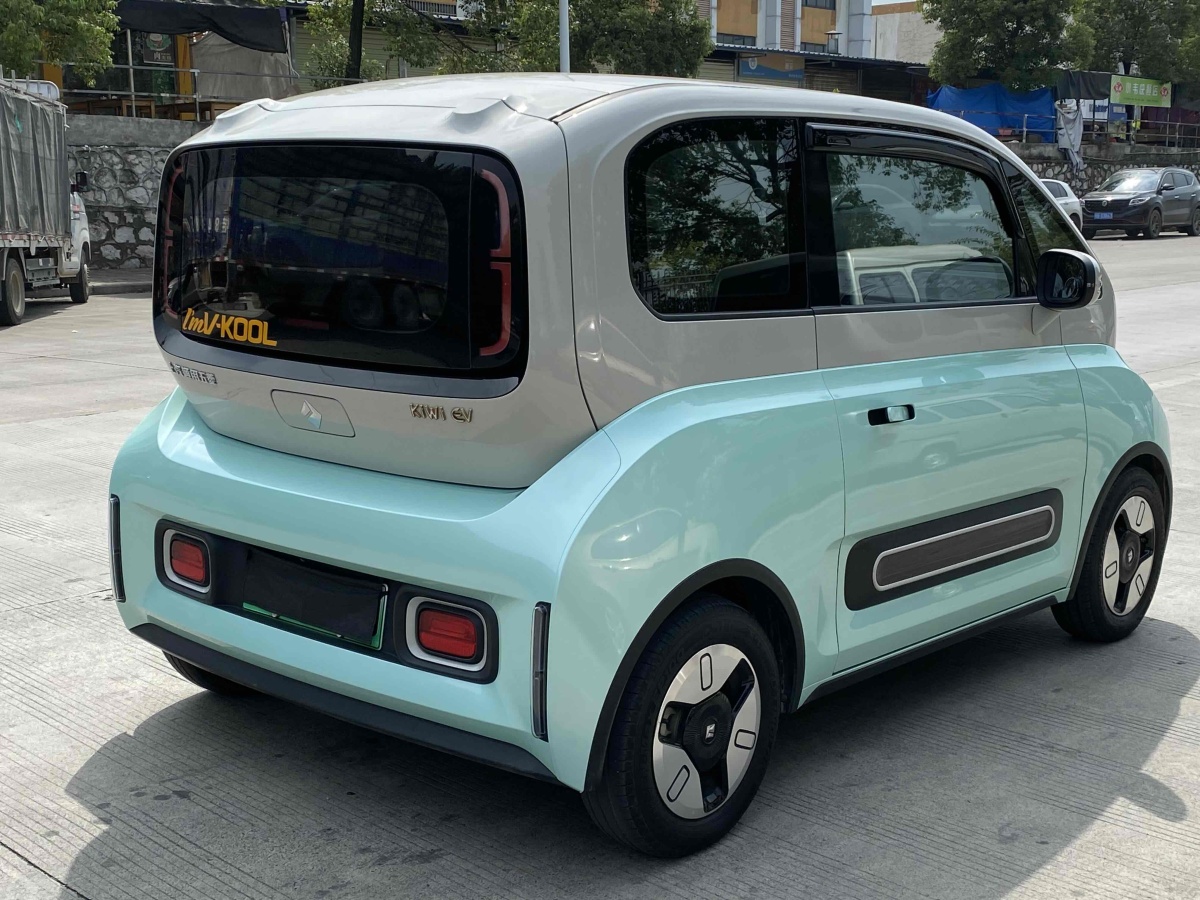 寶駿 寶駿KiWi EV  2021款 藝術家 三元鋰圖片